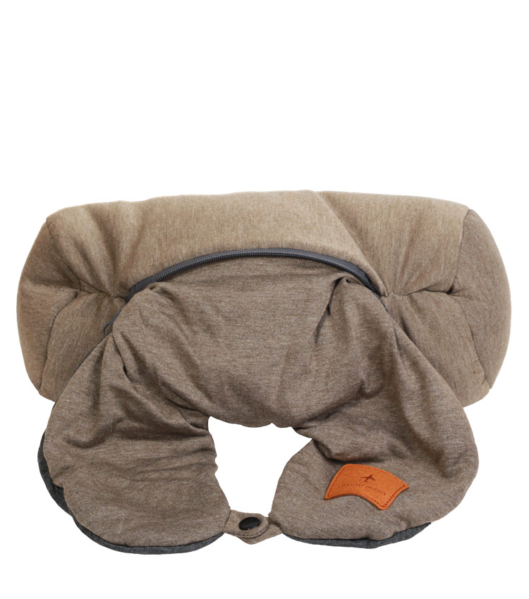 Дорожная подушка Travel Pillow Barrel 2 in 1 brown