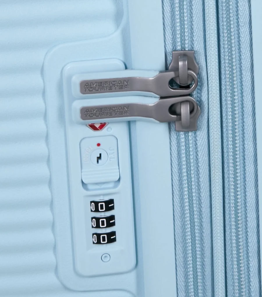 Малый чемодан American Tourister SOUNDBOX 32G*22001 (55 см) ~ручная кладь~ Pastel Blue