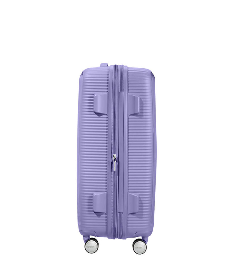 Средний чемодан American Tourister 32G*82002 Soundbox Spinner (67 см) - 	Lavender