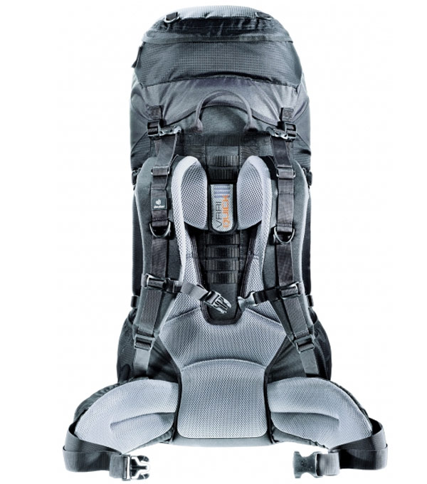 Туристический рюкзак Deuter Quantum 70+10 black-silver