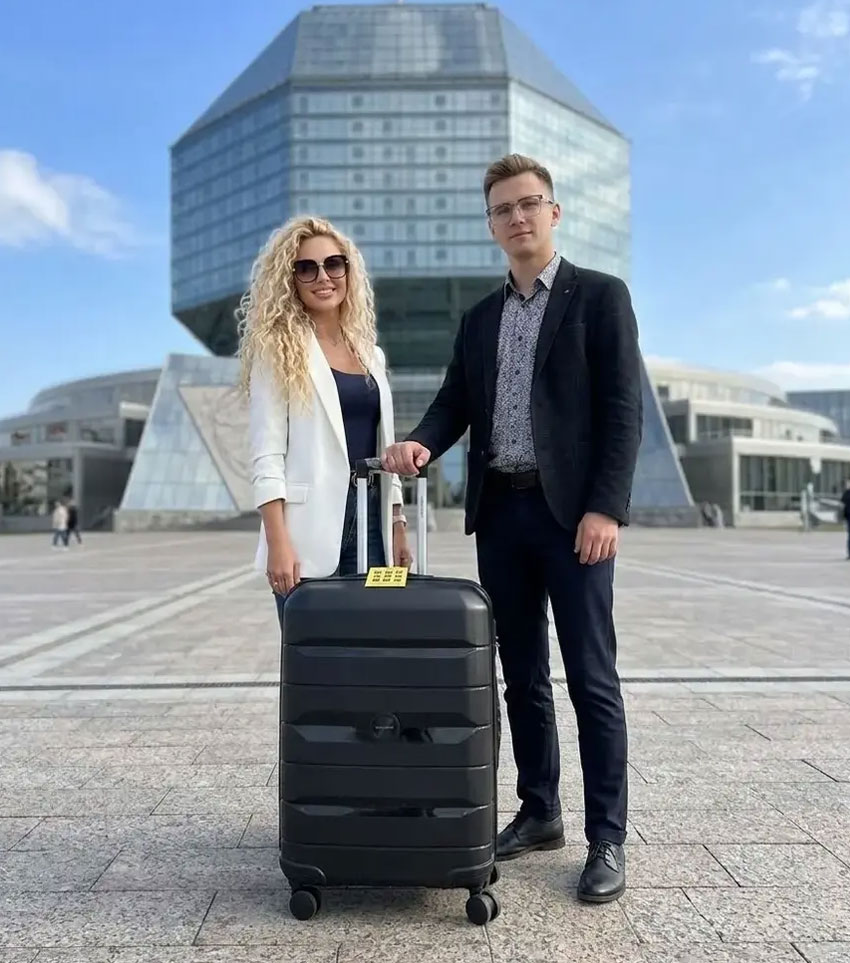 Средний чемодан Eurobags 10 black -M- (65 см)