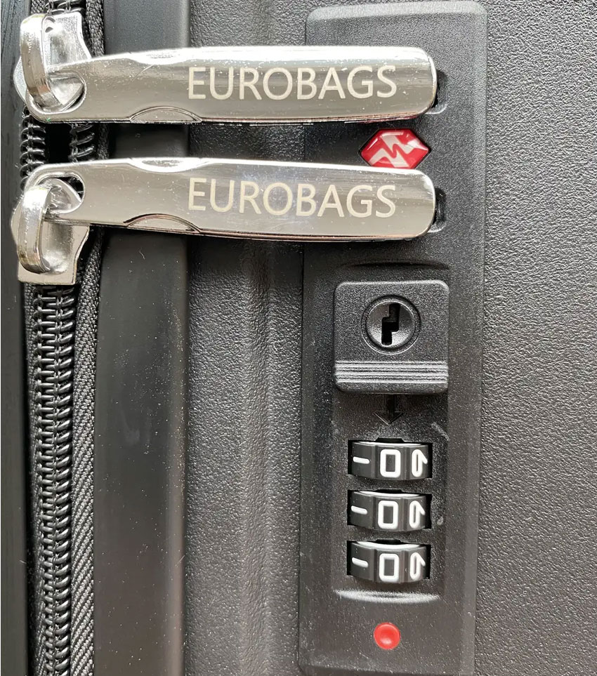Большой чемодан Eurobags 98 Black -L- (75 см)