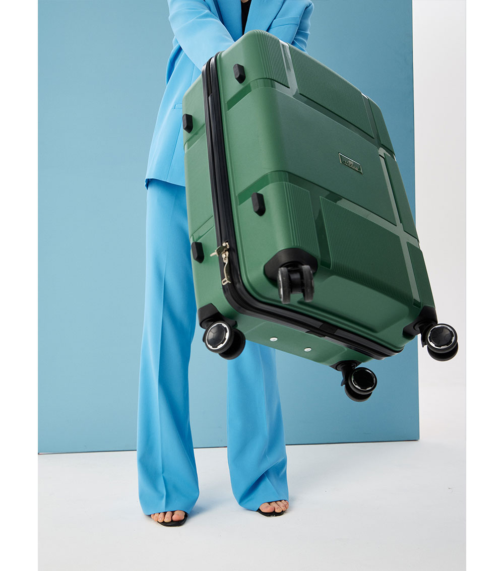 Средний чемодан Gua Green M (64 см)