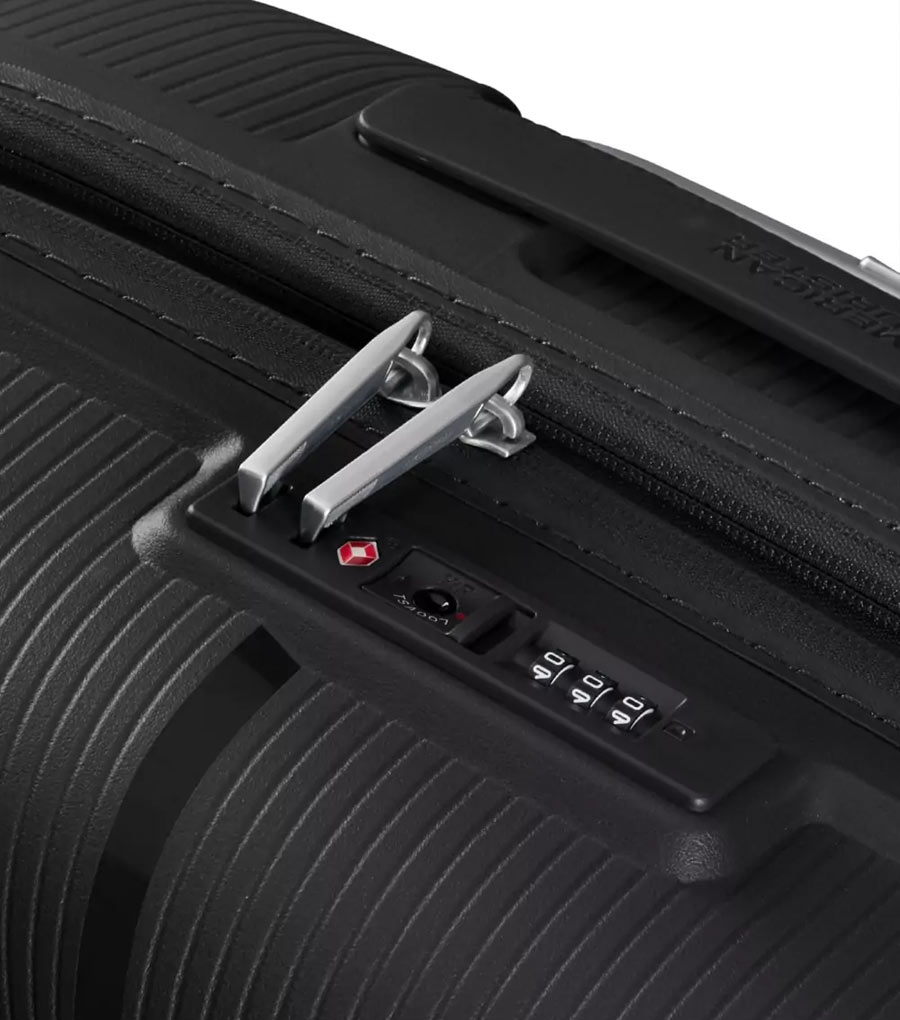 Большой чемодан American Tourister Starvibe MD5*09004 (77 см) - Black