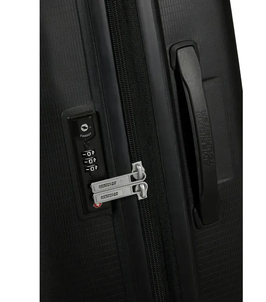 Большой чемодан American Tourister AeroStep MD8*09003 (77 см) - Black
