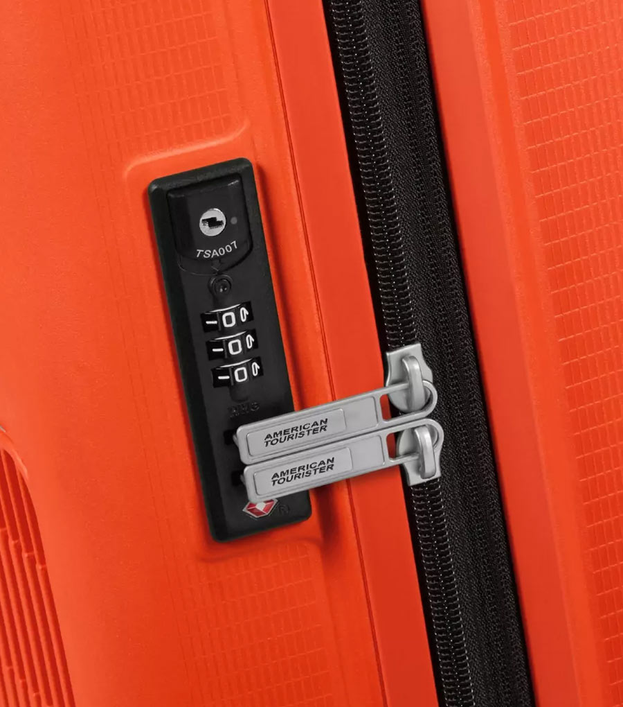 Малый чемодан American Tourister AeroStep MD8*96001 (55 см) - Orange ~ручная кладь~