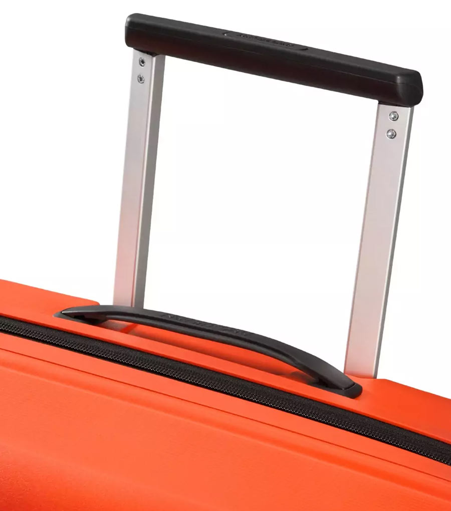 Средний чемодан American Tourister AeroStep MD8*96002 (67 см) - Orange