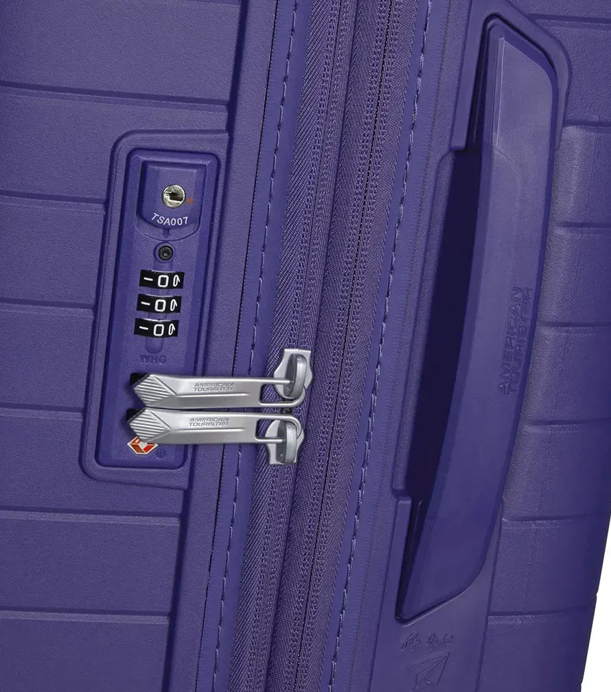 Средний чемодан American Tourister FastForward MI0*91002 Purple -М- 68 см