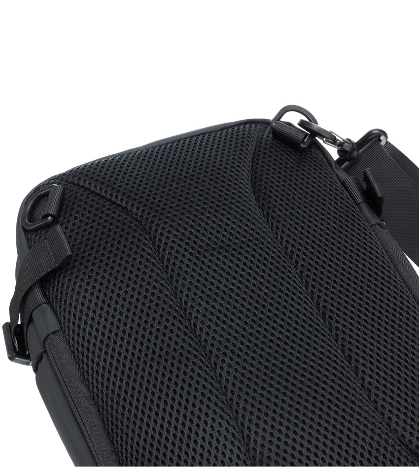 Рюкзак на одно плечо TORBER Xtreme TS1042BL