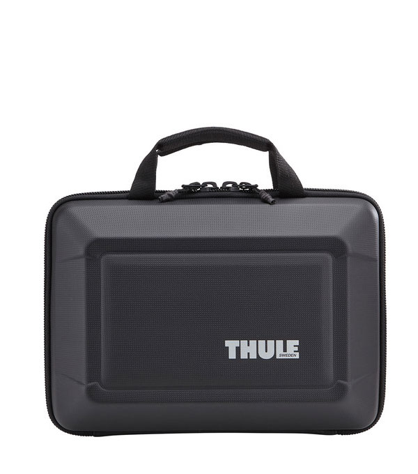 Жесткая сумка Thule Gauntlet 3.0 для MacBook 13 (TGAE2253)