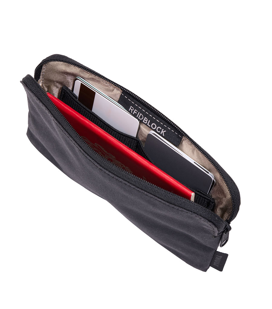 Органайзер Thule Aion TATO101 black