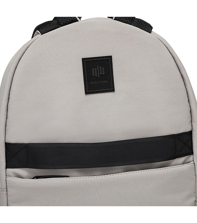 Рюкзак для девушек Maksimm K 134 light grey