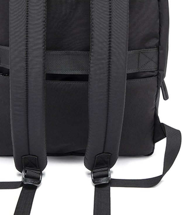 Рюкзак для девушек Maksimm K 139 Black